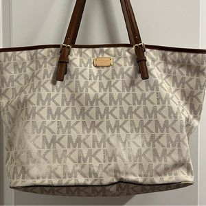Michael Kors Tote
